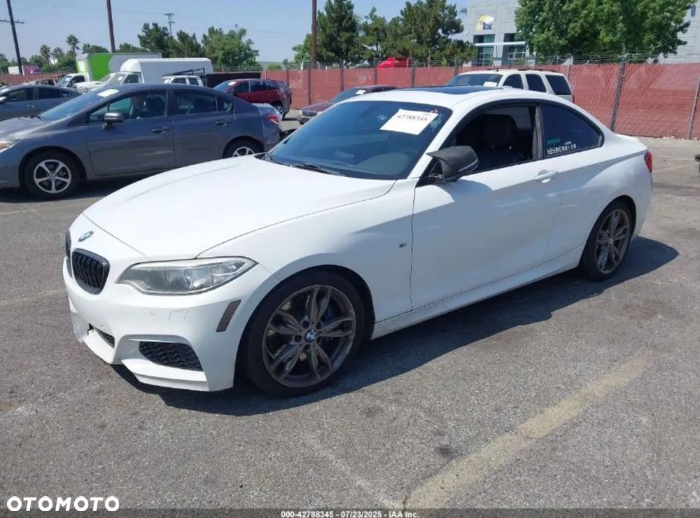 BMW Seria 2 M235i Coupe Sport-Aut - 2