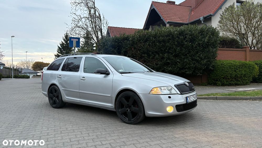 Skoda Octavia 2.0 TDI RS - 1