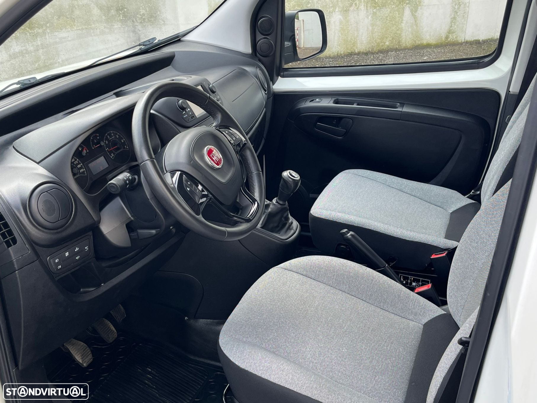 Fiat Fiorino 1.3 M-Jet - 19