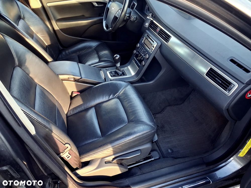 Volvo V70 2.0 Summum - 22