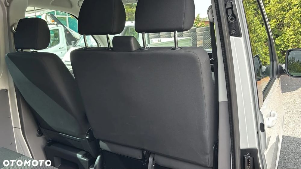 Volkswagen Transporter - 29