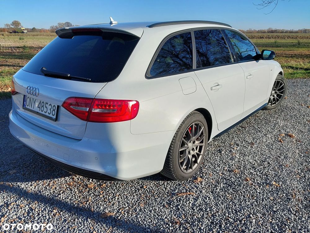 Audi A4 Avant - 11