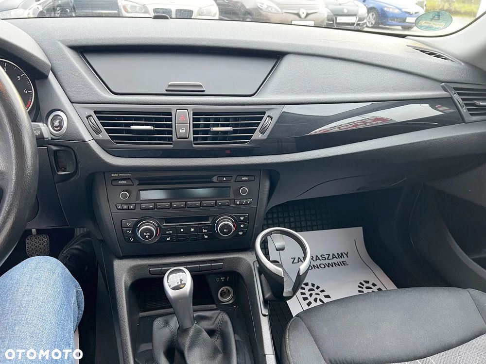 BMW X1 sDrive18i - 22