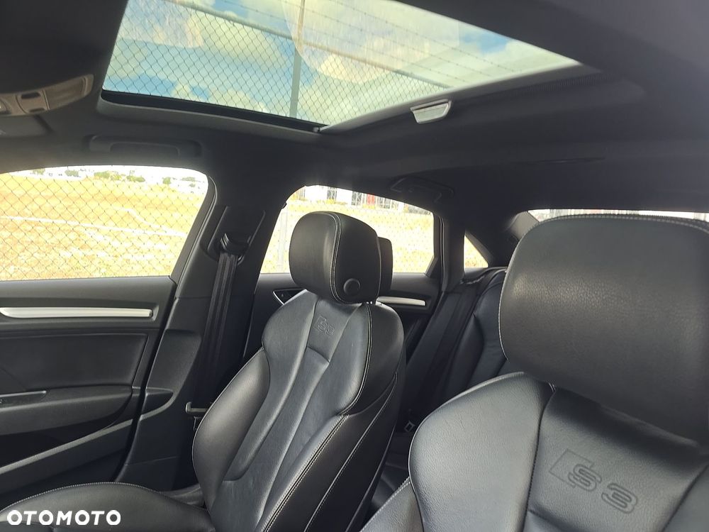 Audi S3 S tronic - 12
