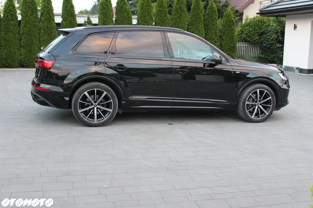 Audi Q7 - 8