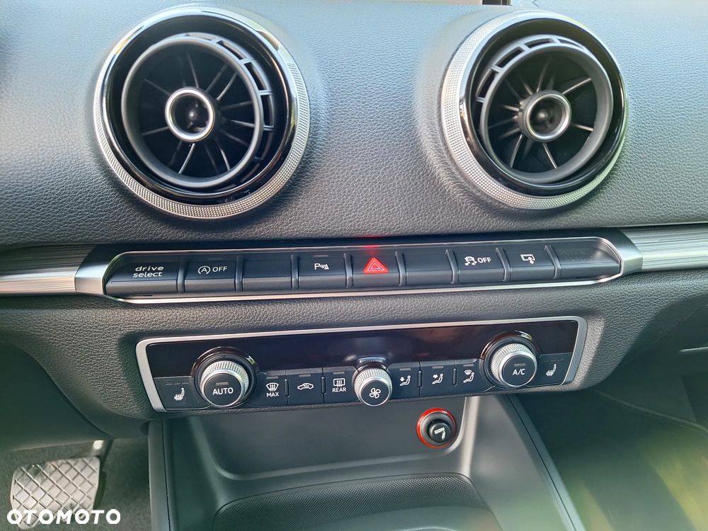 Audi A3 Sportback 1.4 TFSI S tronic Attraction - 27