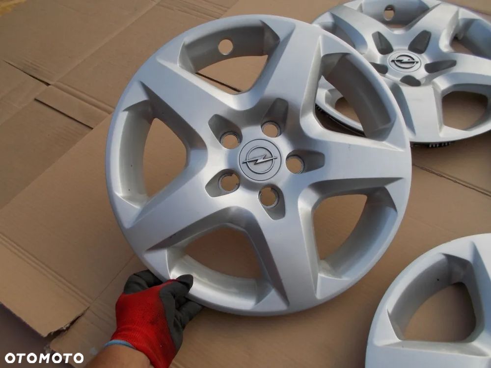 4x Kołpaki 16 Strukturalne Opel Astra H III Zafira B Vectra C Meriva A B 5x110 - 11