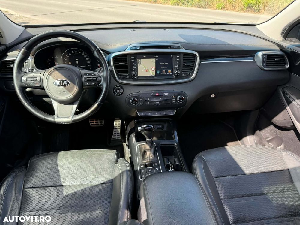 Kia Sorento - 11