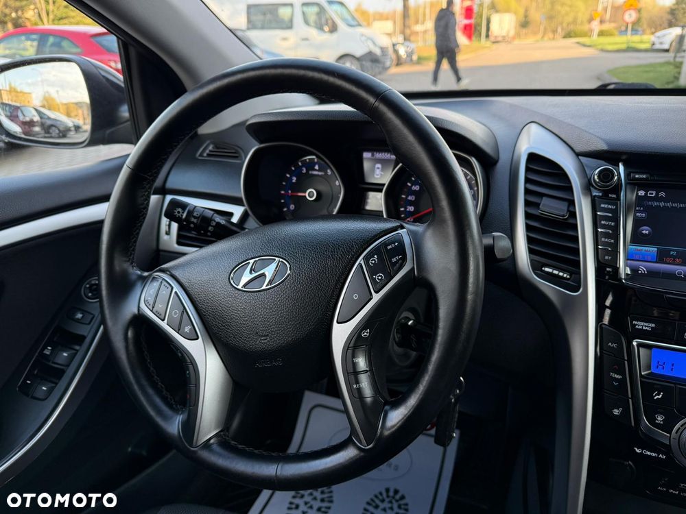 Hyundai i30 1.4 Passion - 35