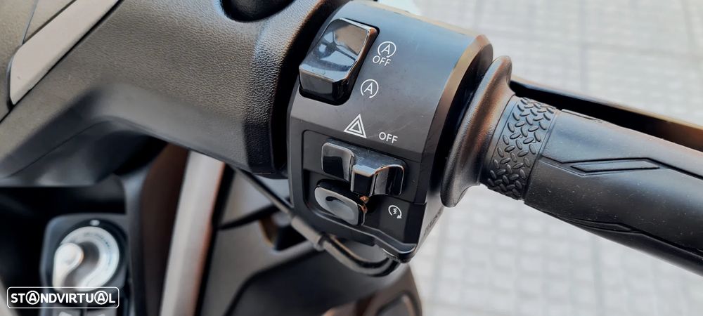 Yamaha NMAX 125 Tech MAX - 20