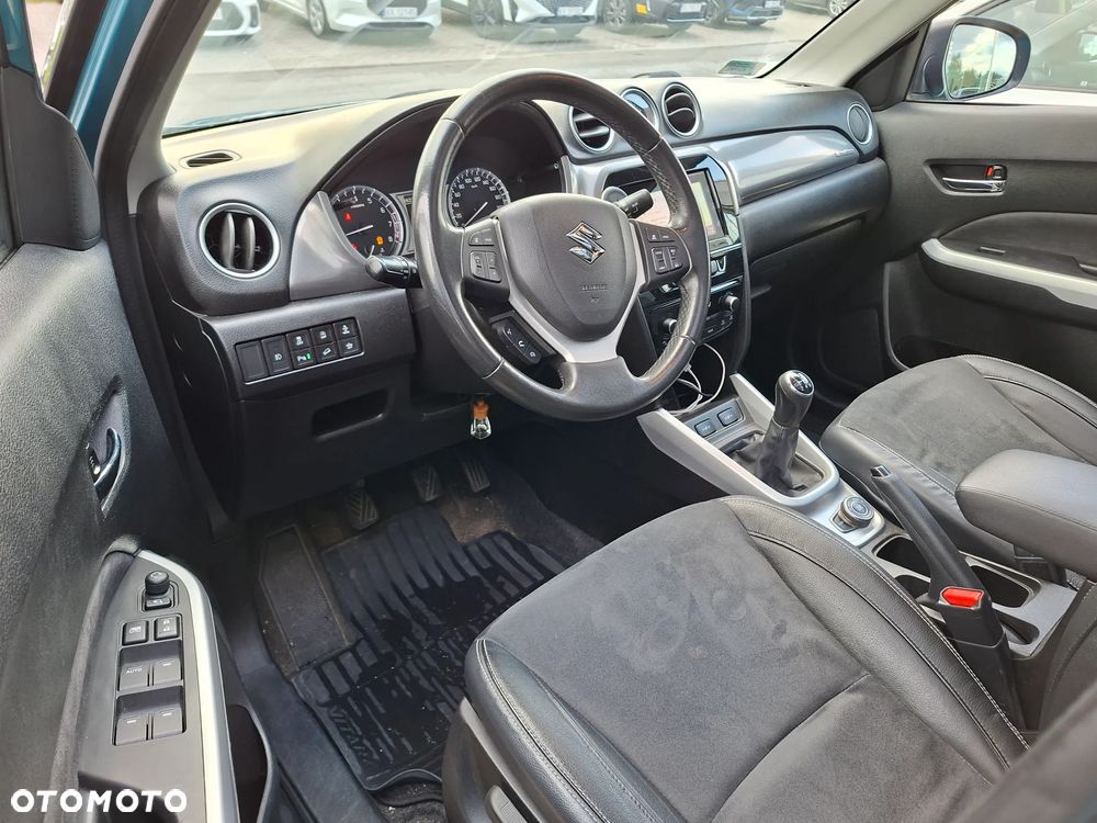 Suzuki Vitara 1.6 XLED SUN 4WD - 7