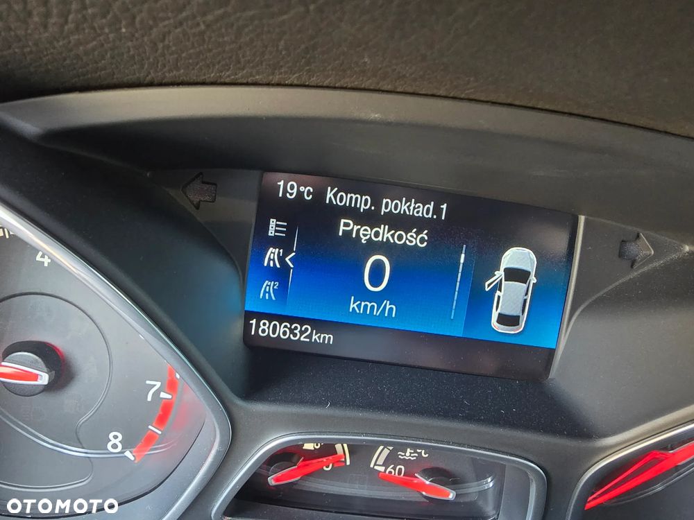 Ford Focus - 21