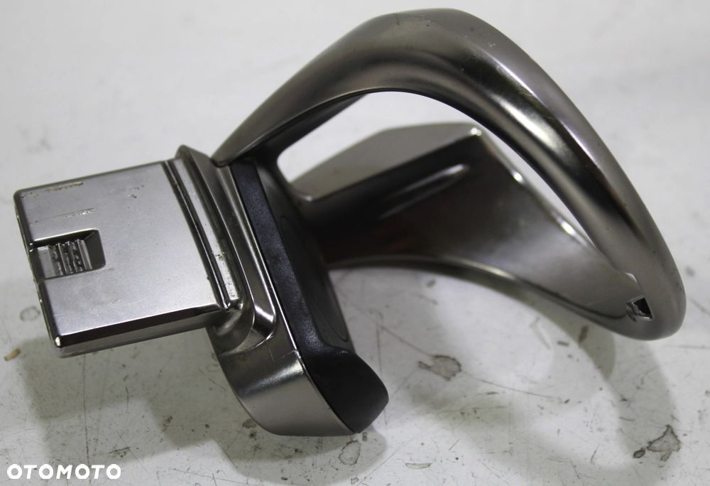 UCHWYT NA KUBEK CUP HOLDER BMW E63 E64 - 1