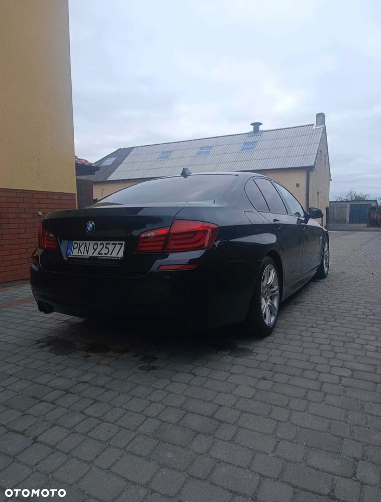 BMW Seria 5 528i xDrive - 3