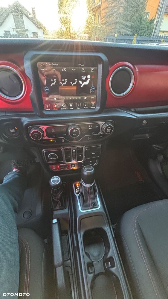 Jeep Wrangler Unlimited 3.6 Automatik Rubicon X - 12