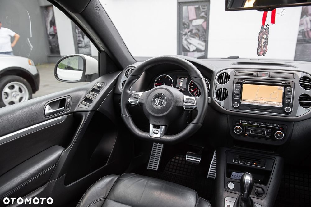 Volkswagen Tiguan 2.0 TDI 4Mot R-Style DSG - 29