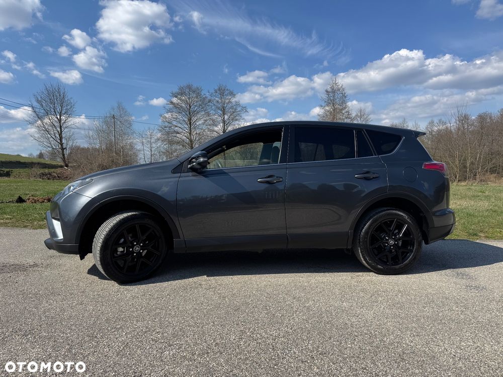 Toyota RAV4 2.0 D-4D Active 4x2 - 2