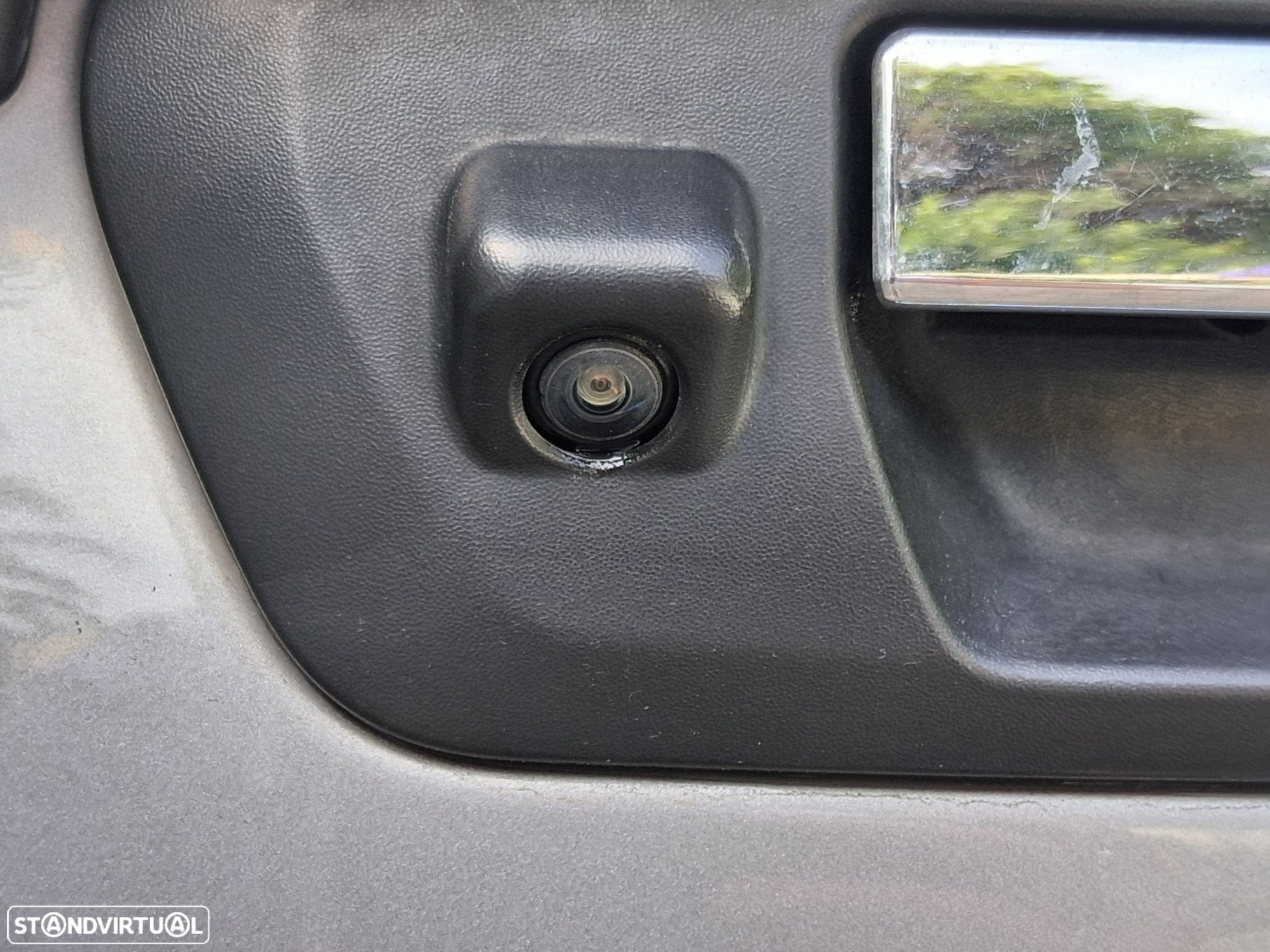 Nissan Navara 2.3 dCi CD 4WD N-Connecta Nav+Barras - 28