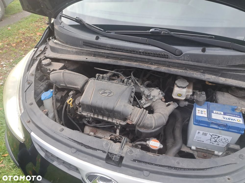 Hyundai i10 1.1 Comfort - 11