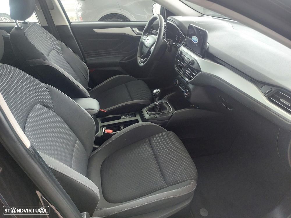 Ford Focus 1.5 TDCi EcoBlue Business - 38