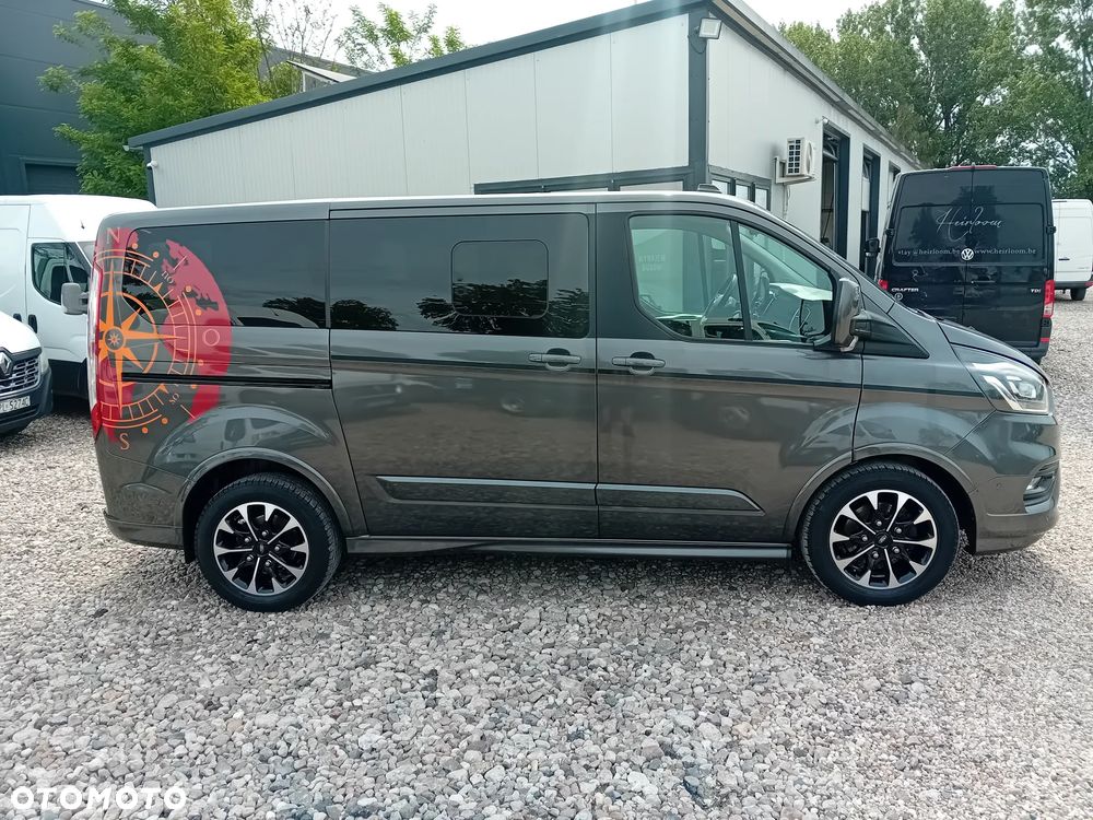 Ford Tourneo Custom - 4