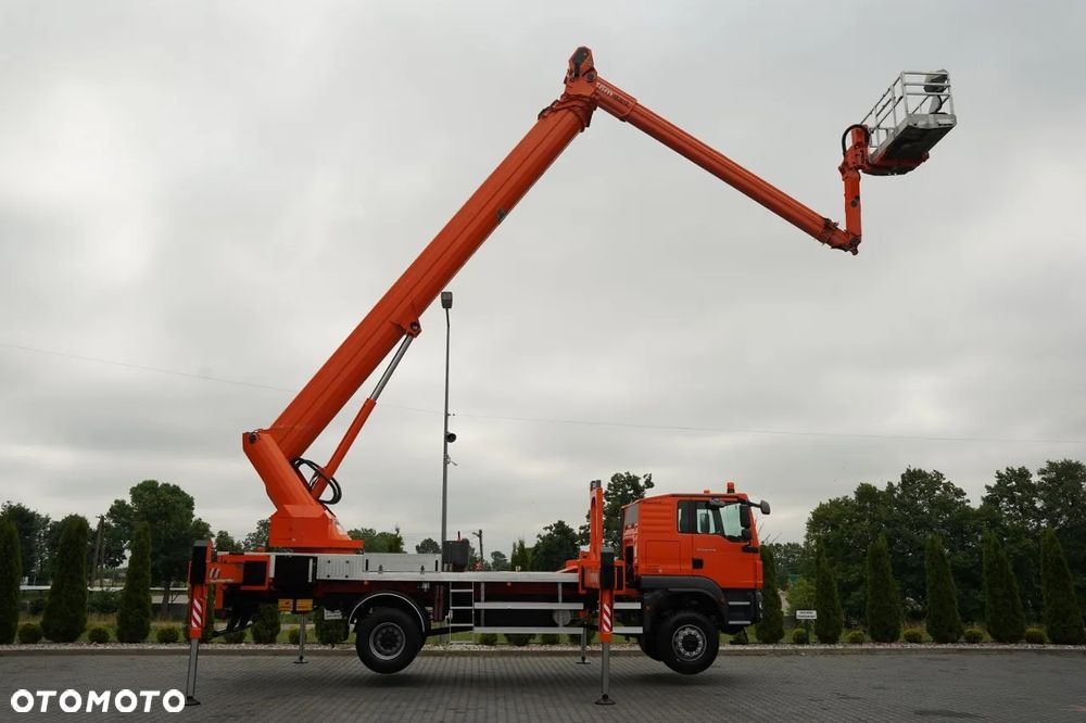 MAN TGM 18.290 / 4x4 / PODNOŚNIK KOSZOWY / WYSOKOŚĆ ROBOCZA 46M / MANUAL - 38