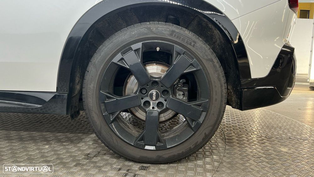 MINI Countryman E JCW L - 13