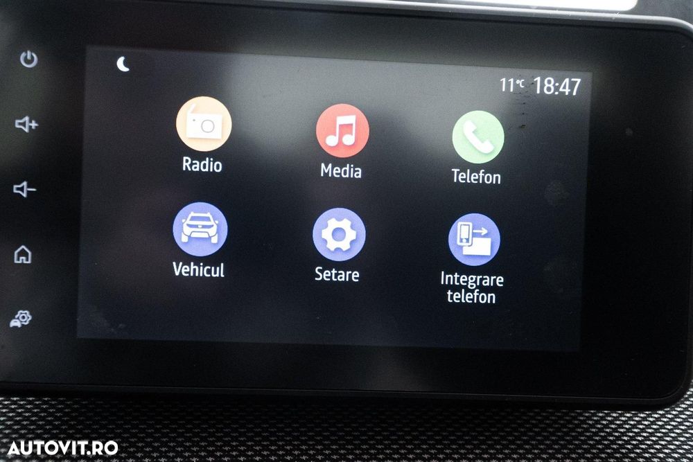 Dacia Logan TCe 90 MT6 Prestige - 27