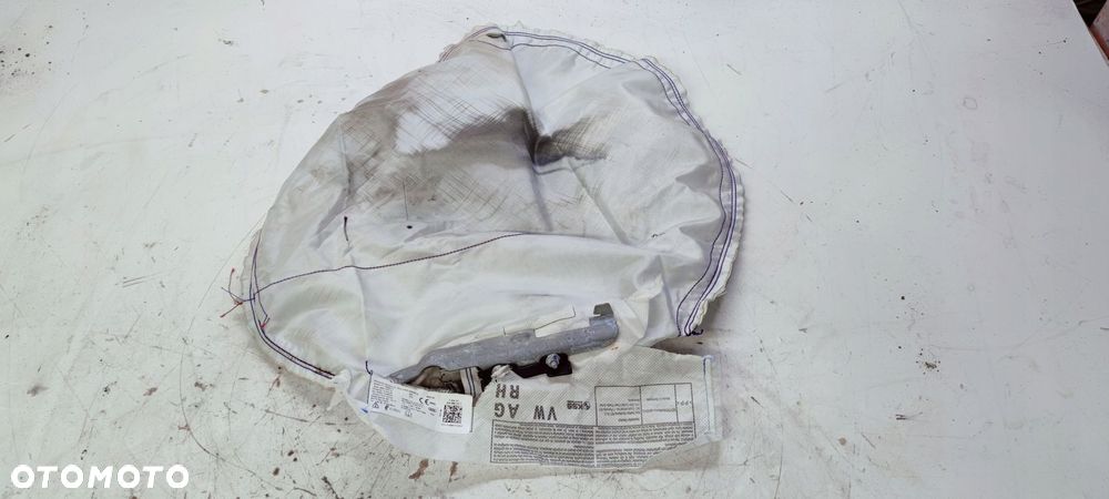 PODUSZKA FOTELA PRAWA AUDI Q3 F3 83A880242D - 1