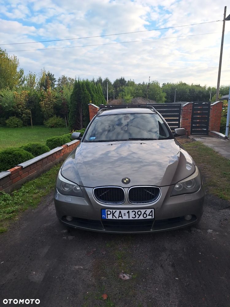 BMW Seria 5 525d - 1