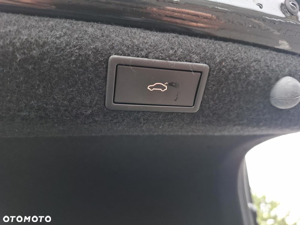 Skoda Superb 2.0 TDI SCR Style DSG - 27