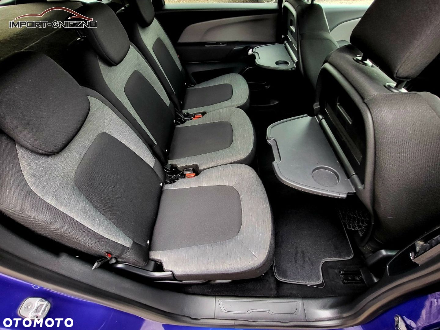 Citroën C4 Picasso - 8