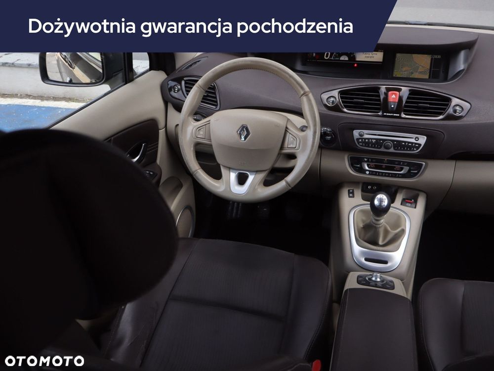 Renault Grand Scenic - 9