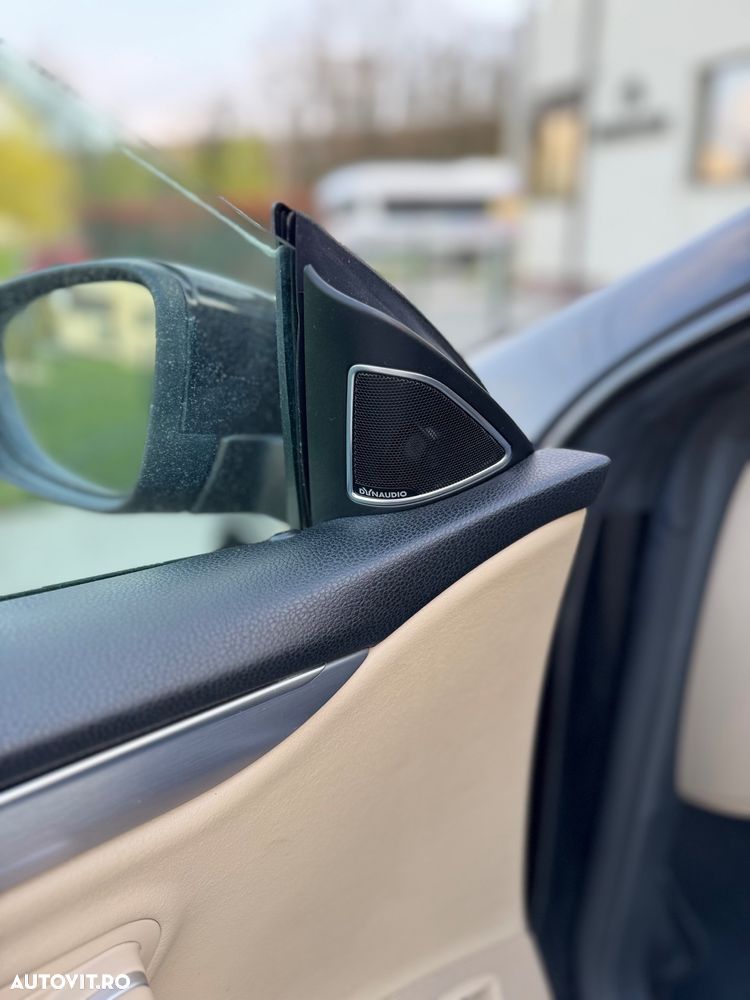 Volkswagen Passat CC - 19