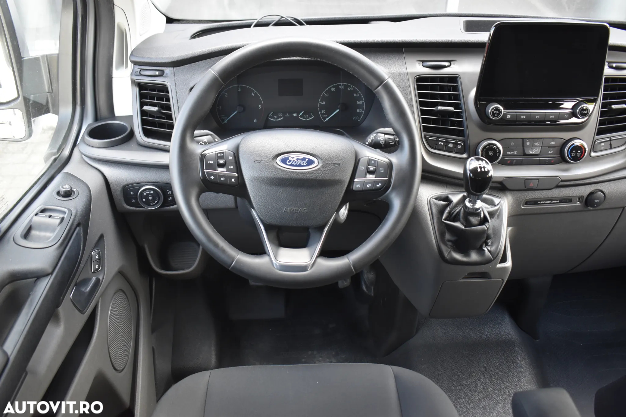 Ford Transit Custom Kombi 320 2.0 EcoBlue 130 CP L2H1 Trend - 12