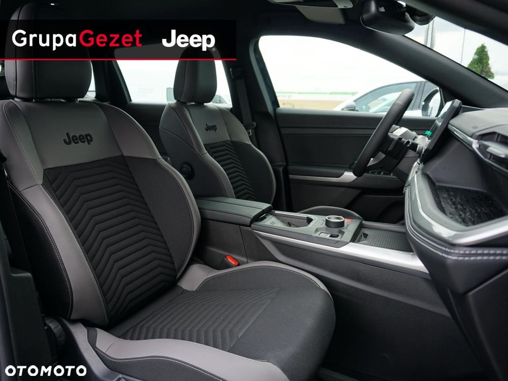 Jeep Compass - 10