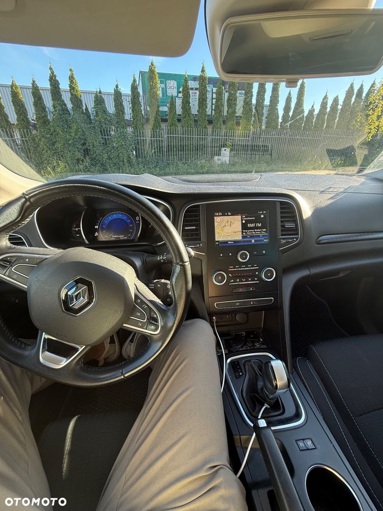 Renault Megane 1.5 dCi Limited EDC - 11