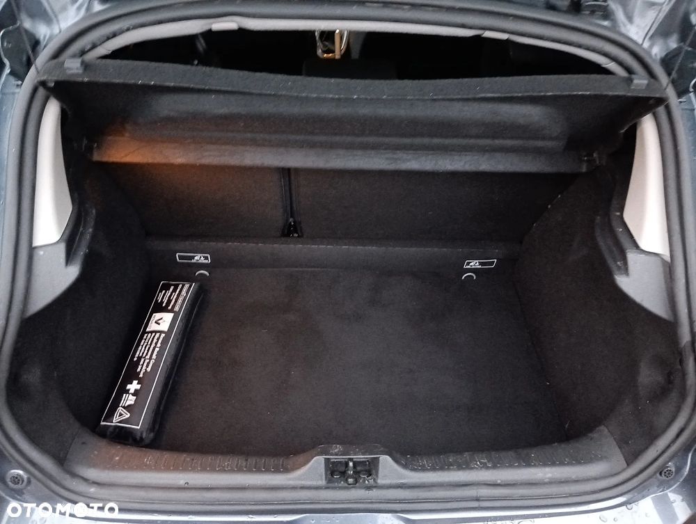 Renault Clio TCe 90 Limited - 23