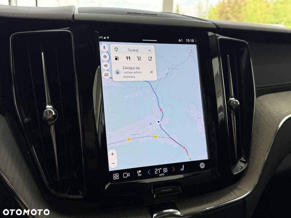 Volvo XC 60 B5 B AWD Inscription - 32