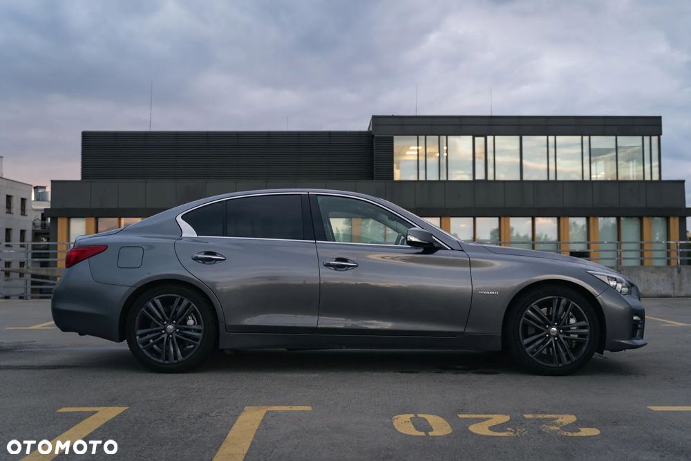 Infiniti Q50 - 14