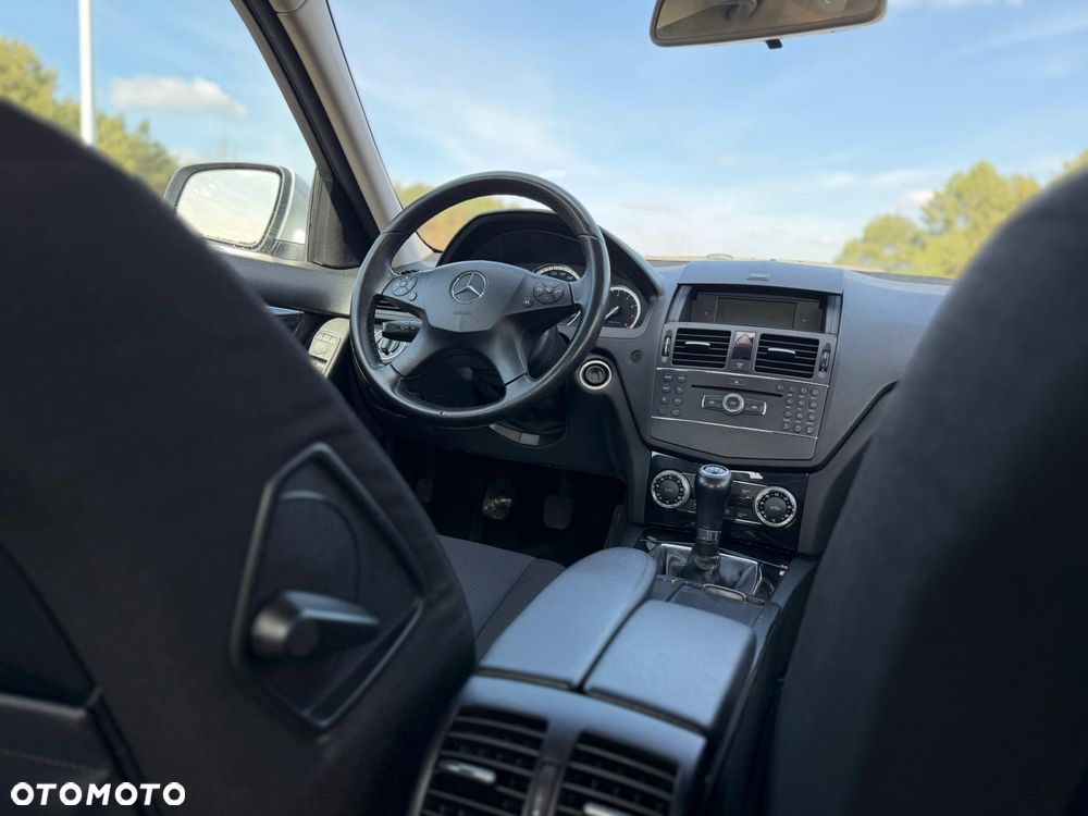 Mercedes-Benz Klasa C 180 Kompressor Elegance - 19