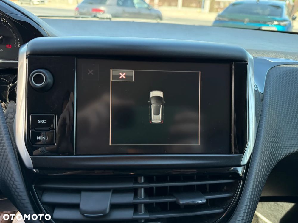Peugeot 2008 PureTech 82 Allure - 25