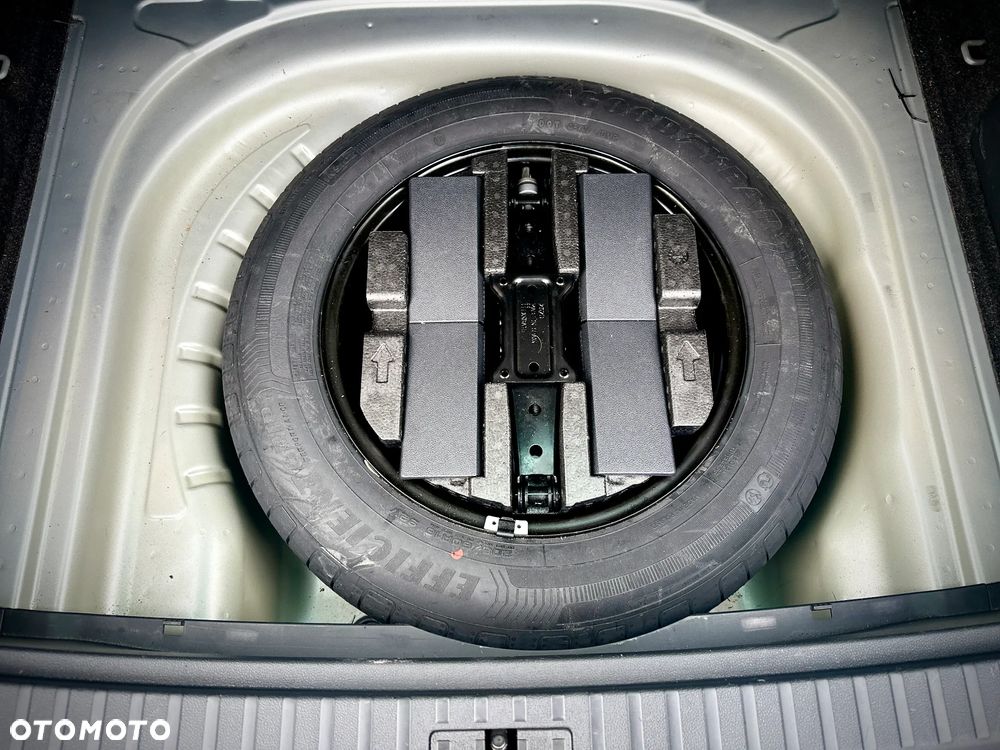 Skoda Octavia 2.0 TDI Ambition DSG - 24