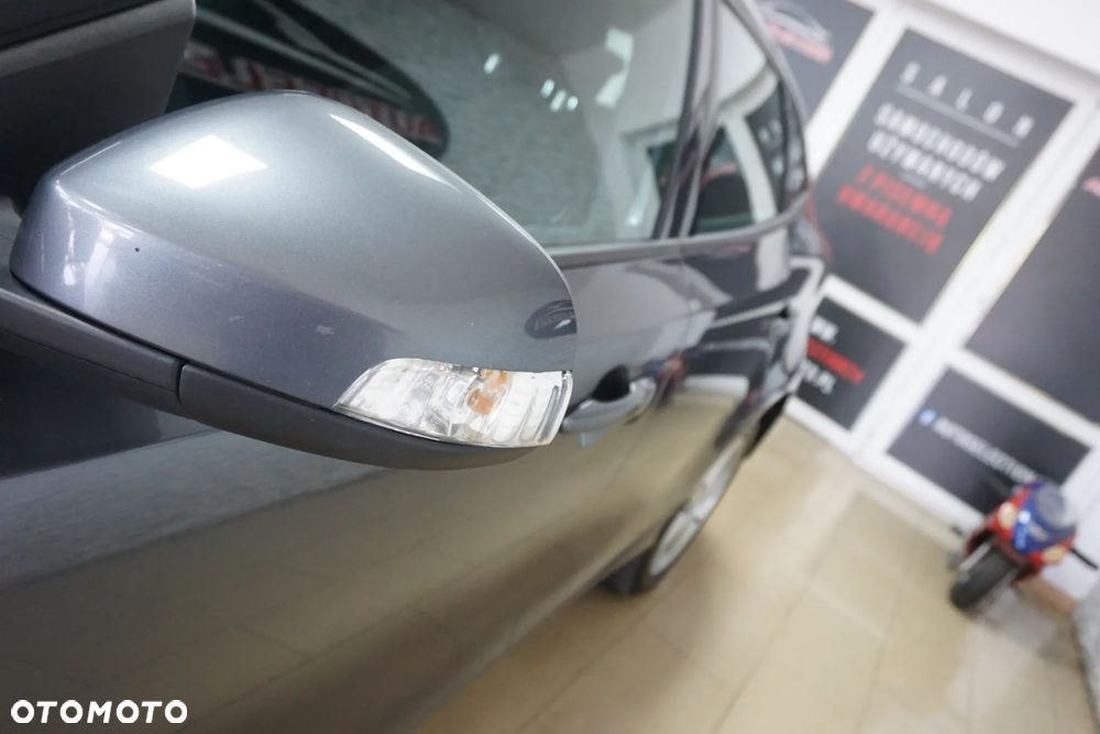 Volvo V40 D2 - 12