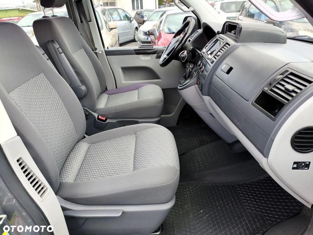 Volkswagen Transporter - 16
