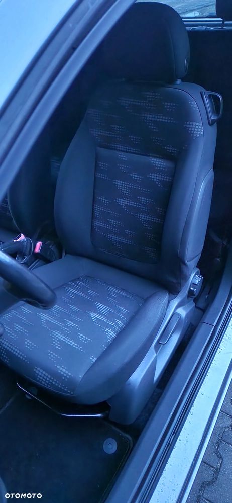 Opel Corsa 1.4 16V Satellite - 20