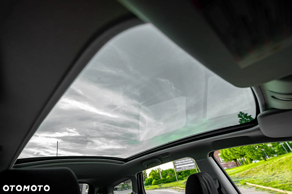 Nissan Qashqai+2 2.0 4x4 Tekna - 23