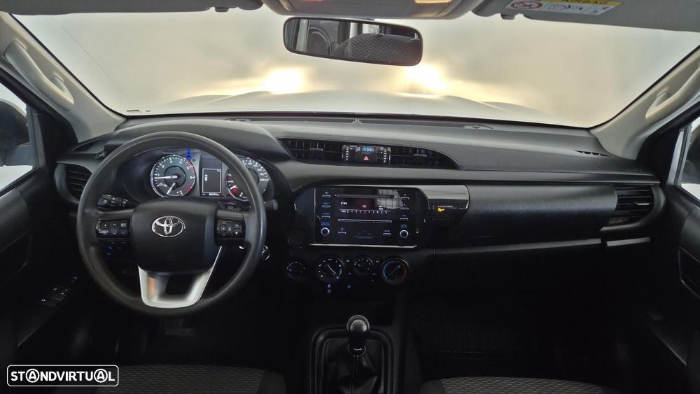 Toyota Hilux Extra-Cab 2.4 D-4D 4X4 - 8