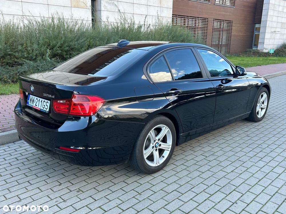BMW Seria 3 320d Sport Line - 7
