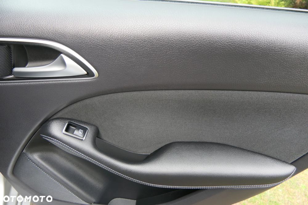 Mercedes-Benz Klasa B 180 d BlueEFFICIENCY Edition - 30